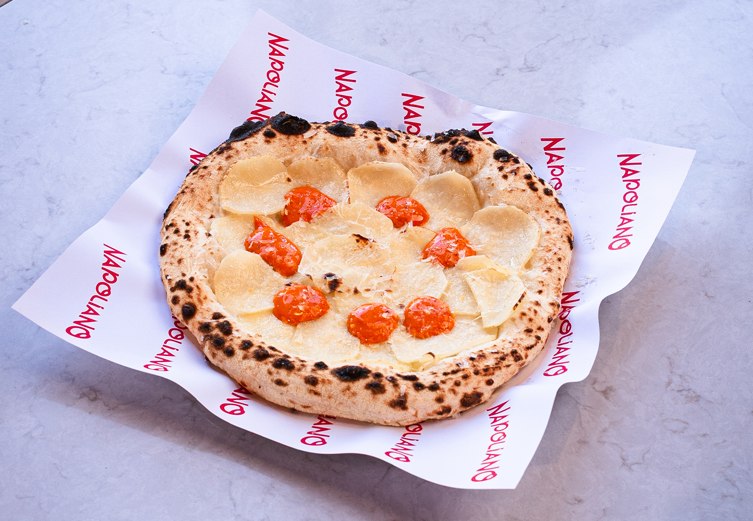 Patates & Gravyer pizza